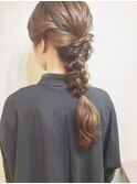 編みこみヘアアレンジ