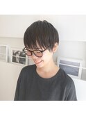 オリーブカラー×シンプルショート