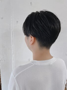 リッカ(RICCA) 【RICCA aya】センターパートでショーンコナースタイル