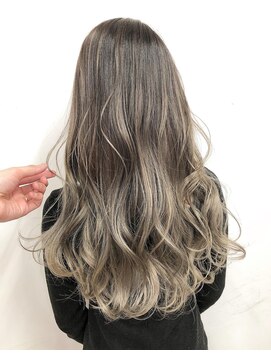 アディション 渋谷(ADITION) 【ADITION渋谷】バレイヤージュグラデーションハイライト