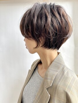 マッシュアンドマッシュアヴェダ ららぽーと福岡店(mash&mash AVEDA) 30代40代50代前下がりショートボブ福岡博多