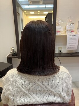 ミーテ(mi:te) 切りっぱなしボブ