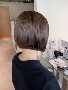 【HPB AWARD 2024~2025 BEST SALON注目サロン選出】大人の女性の魅力を引き立てる卓越した技術が自慢◎