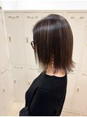 外ハネハイライトボブ