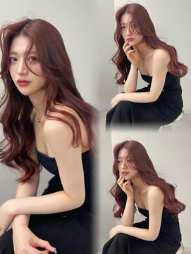 リリー(Lilley) ボルドーカラー×小顔レイヤー×韓国風巻き×髪質改善