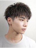 ソフトツイストパーマアップバングツーブロック刈り上げ