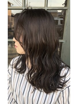 ザ ヘア ディードットログ(The hair D.Log) エアリーグレージュひし形ロング