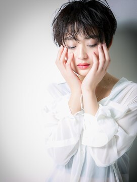 カバーヘア ブリス 戸田公園西口店(COVER HAIR bliss) *bliss戸田公園*黒髪エッジショートで洗練大人女子x