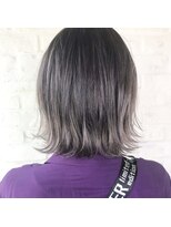 ユナイテッドビューティー 金沢(UNITED BEAUTY)&nbsp;シルバーアッシュハイライト