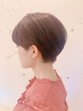 ハチジュウイチプラスワン 神楽坂(81+1) 丸みショート