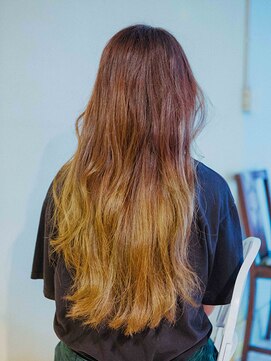 アカサ(A.casa) グラデーションロング/20代/30代/40代/50代/西阿知/イオン倉敷