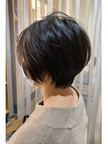 アフロートpd+ KOBE(AFLOATpd+)&nbsp;３０代４０代５０代襟足すっきりー５歳丸みショート