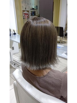 ヘアーアティレ(HAIR attirer) ムービングボブ
