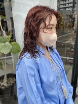 ヘアー アイス ルーチェ(HAIR ICI LUCE)&nbsp;ラフな雰囲気のミディアムスパイラルパーマ / 井上