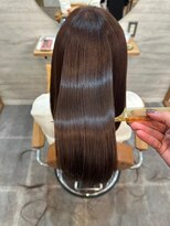 ジーナ 本八幡(Zina)&nbsp;大人かわいい20代30代40代小顔ショコラベージュ　Zina本八幡