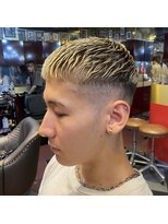 バイブアンドアネックス(VIBE & ANNEX)&nbsp;王道クロップ金髪スタイル