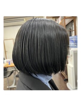 ビー ファーストフラッグス 鹿児島本店(Bee 1st FLags) ボブヘア《Bee1st by KENTA》