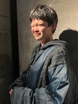 メーヴェ(Mowen) ベリーショート