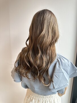 トリア(the tria) 【tria/新宿/透明感/Seito】透明感sheerBeige