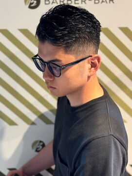 バーバーバー アカバネ(BARBER-BAR AKABANE) ショートでもできるアイロンパーマ バーバースタイル#1