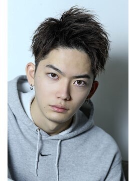 リップス レイ ギンザ(LIPPS Ray GINZA) ソフトツイストツーブロックアップバングショート