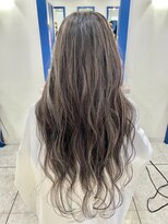 ミツボシ 本八幡(MITSUBOSHI)&nbsp;ワンレン/ネビージュ/小顔/黒髪/こなれストレート[本八幡]