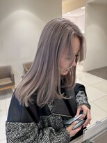 ☆ホワイトカラー　ブリーチ必須　ラベンダーグレージュ