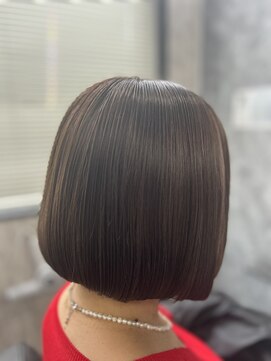 ライオット(RIOT) 前下がりボブ