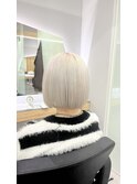 ヘーゼルグレージュホワイトシルバーホワイトブロンド浴衣ヘア