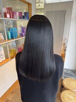 ワンデイ 表参道(oneday)&nbsp;思わず触れたくなる艶髪｜毛先まで纏まるストレート◎