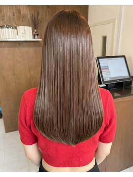 零秒女髪 千里丘店 上品に輝く髪質改善艶カラーのロング美髪艶髪髪質改善カラー艶感