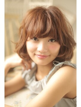 クラン(clan) くせ毛風フレンチボブ重めスタイル