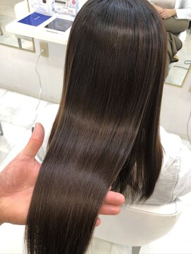 アリュックス 国立(ALUX) 潤いたっぷりオーダーメイドストレート【髪質改善】