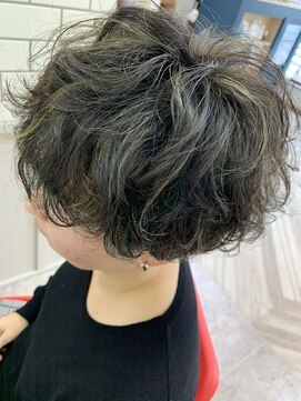 ジパング 押上店(Zipangu) レディースもいけちゃう！マッシュショート