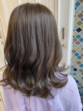 トリコ 梅田茶屋町店(trico) 美髪アッシュベージュ