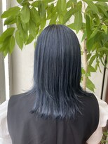アン(Hair make un)&nbsp;【透明感】ブルーブラック♪