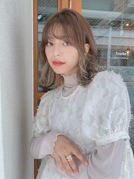 ルービック 和歌山(Rubik's) セクションカラー/イヤリングカラー/外ハネニュアンスボブ