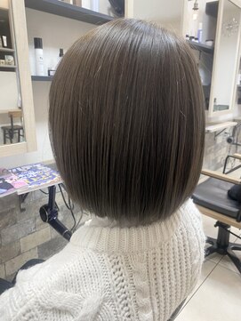 リアン(Lien) ボブ/髪質改善カラー/グレージュ