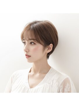 ルーチェヘアー サイドバングで割れ目隠し☆サイドバングショート/アッシュ