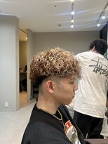 ステージ(STAGE)&nbsp;スペインカール　波巻きパーマ　ツイストスパイラルパーマ