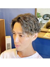 レイリー(RAYLEIGH) センターパート/ツイストスパイラルパーマ