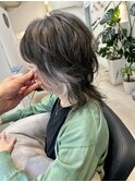 イヤリングカラーショートインナーカラーウルフナチュラル40代