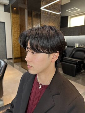 リード(REEED) 前下がりニュアンスセンターパート