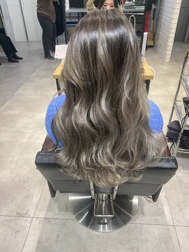 ネウィ 池袋(newi) おすすめダブルカラー