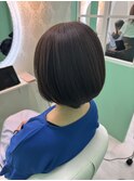 ショートボブ