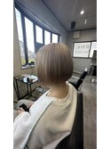 ミニボブ　ミルクティーベージュ