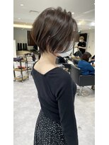 バンプ ギンザ(BUMP GINZA) 30代40代50代大人ショート髪型丸顔前髪なし似合わせ 安