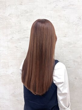 イル(iLu.) レッドブラウン/カット/カラー/ブリーチ/トリートメント