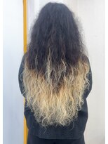 ヘアーサロンアンク(hair salon anc)&nbsp;育てるホワイトカラー（計ブリーチ３回目）