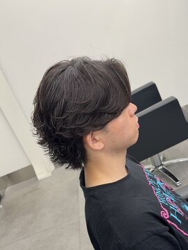 ノイセル 心斎橋(Noisyle) 刈り上げセンターパート/波巻きツイストスパイラル/心斎橋R